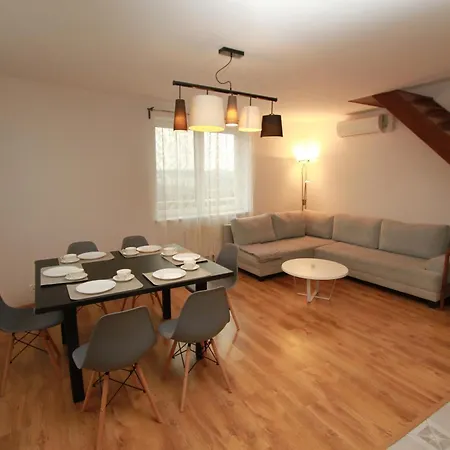Cracow View Apartment *